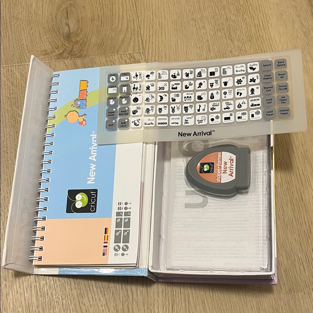Cricut Cartridge - New Arrival - Picture 2 of 3